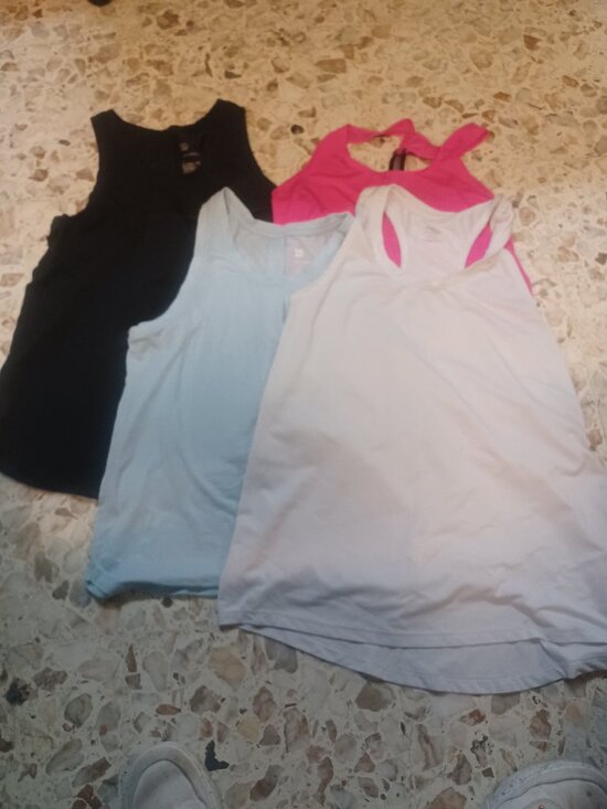 Tops - Women's Summer Tank Bundle of 4 XS Black Pink Light Blue White